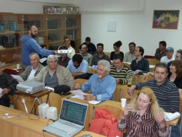 &Epsilon;&kappa;&pi;&alpha;ί&delta;&epsilon;&upsilon;&sigma;&eta; &mu;&epsilon;&lambda;&iota;&sigma;&sigma;&omicron;&kappa;ό&mu;&omega;&nu; &Epsilon;&rho;&gamma;&alpha;&sigma;&tau;&eta;&rho;ί&omicron;&upsilon; &Mu;&epsilon;&lambda;&iota;&sigma;&sigma;&omicron;&kappa;&omicron;&mu;ί&alpha;&sigmaf;-&Sigma;&eta;&rho;&omicron;&tau;&rho;&omicron;&phi;ί&alpha;&sigmaf; &Alpha;&Pi;&Theta;